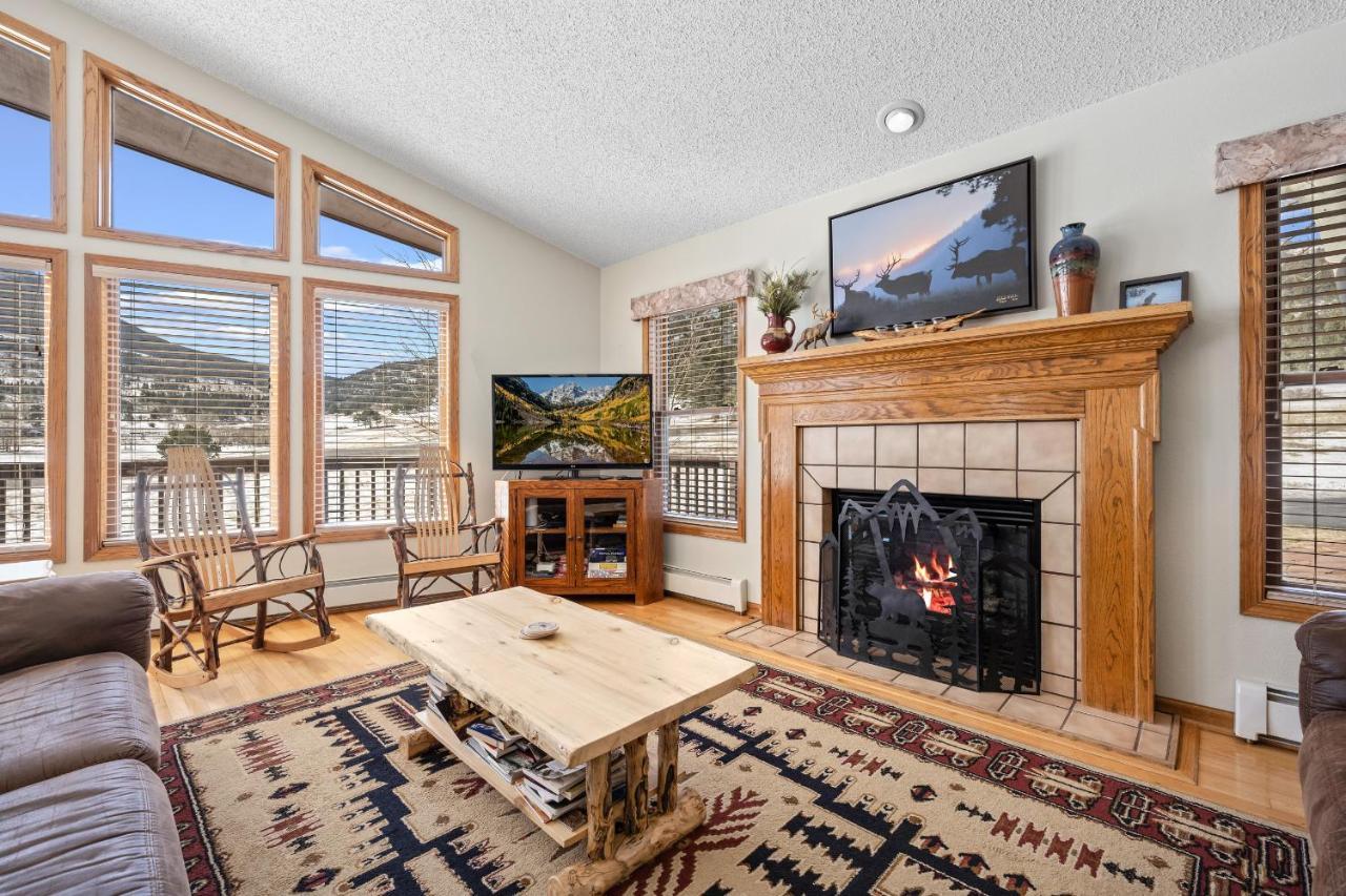Lily Mountain Lodge - Amazing Mountains Views, Private Hot Tub, Great Location エステス・パーク エクステリア 写真