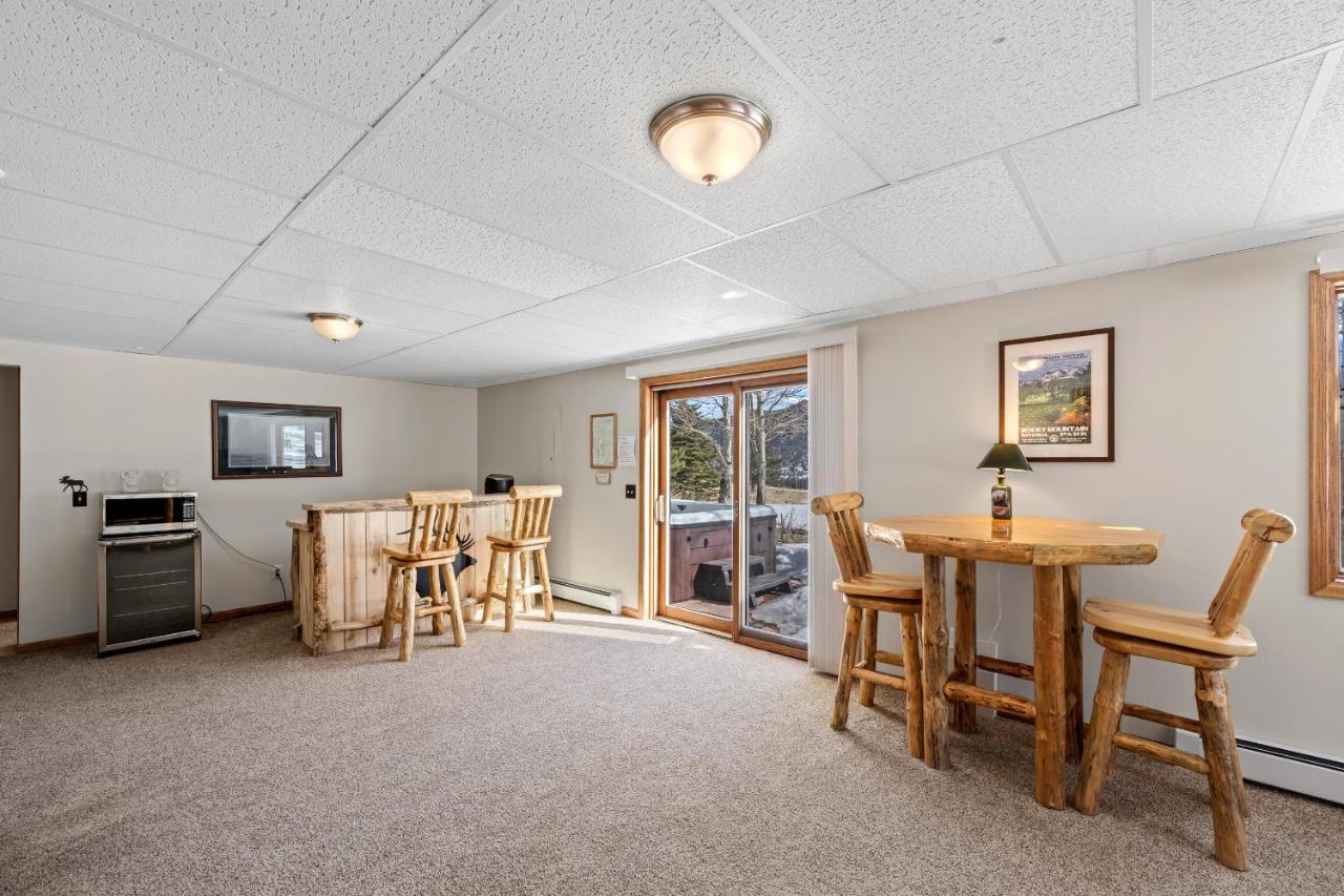 Lily Mountain Lodge - Amazing Mountains Views, Private Hot Tub, Great Location エステス・パーク エクステリア 写真